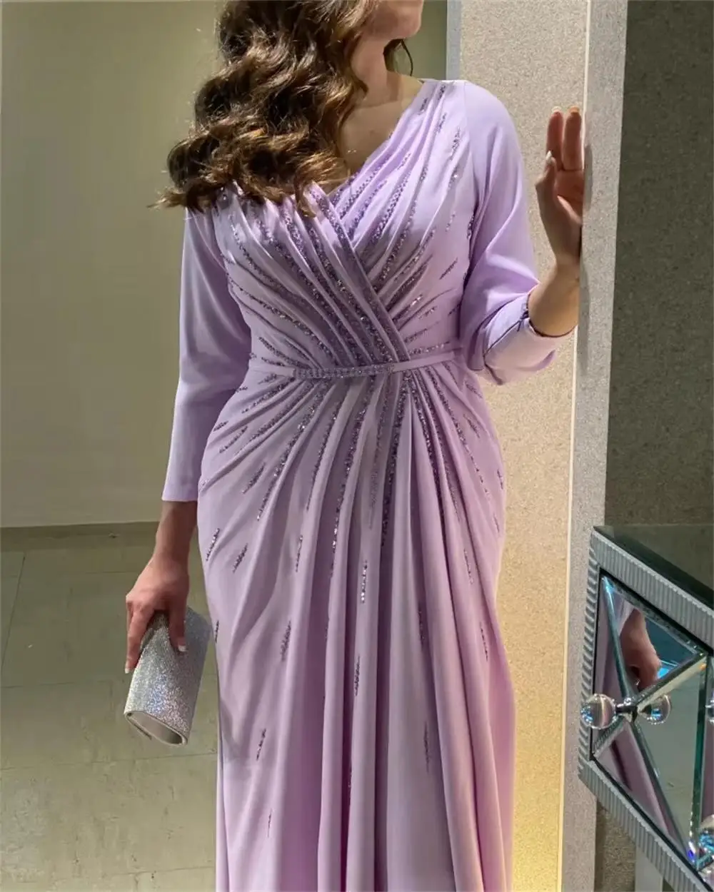 Vestido de noche morado con cuello en V, manga larga con cuentas, corte en A, largo hasta el suelo, plisado, vestido de fiesta de boda personalizado, 2025