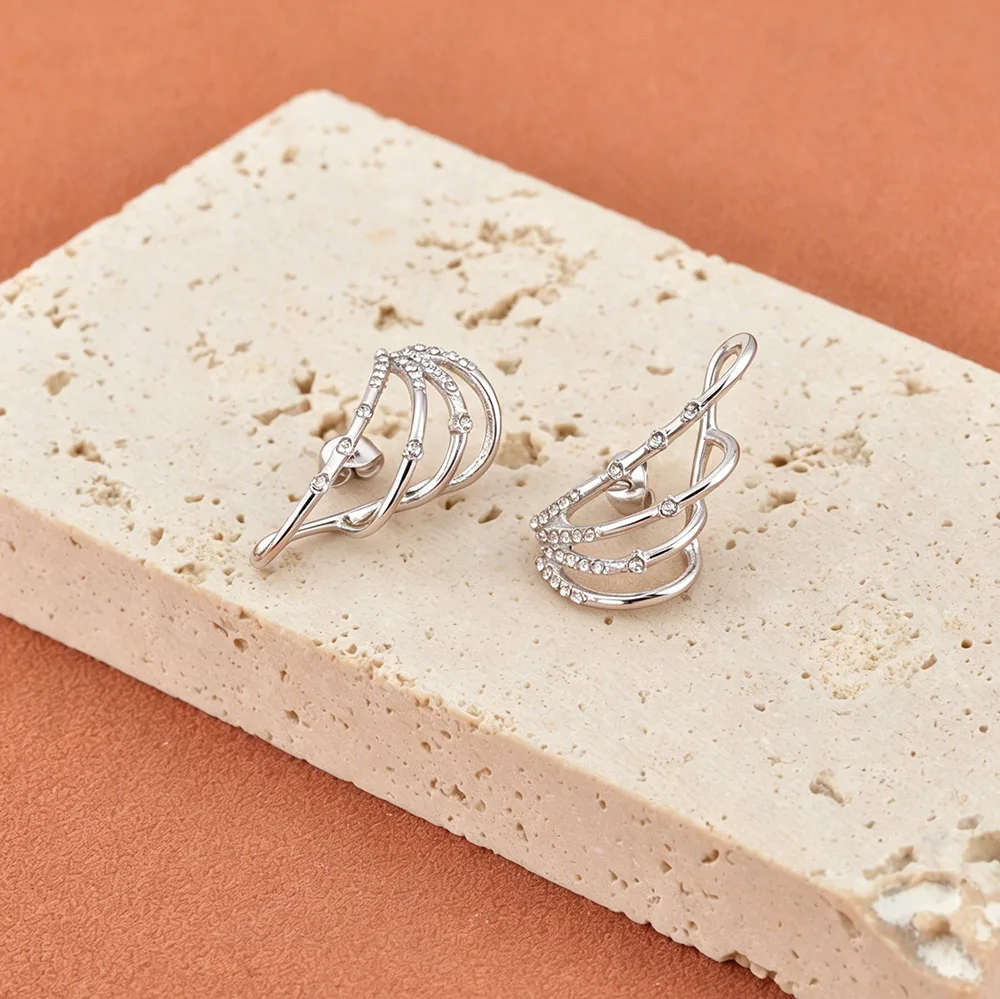 JeeMango Hochwertige Edelstahl-Ohrringe in Goldfarbe für Damen, luxuriöse glänzende CZ-Zirkon-Ohrringe, Hochzeitsschmuck E26086 – Detail 5