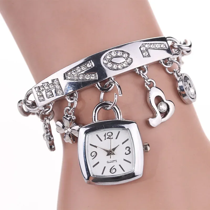 Women Watches with Letters Rhinestone Inlaid Chain Bracelet Flower Pendant Wrist Watch Ladies Dress Watches Gift Zegarek Damski