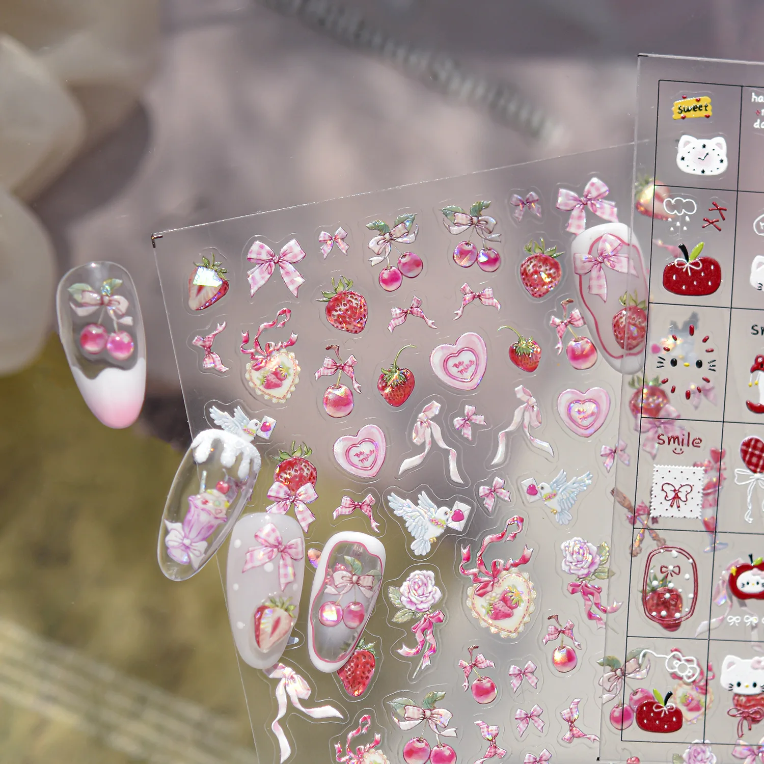 Süße Erdbeere karierter Stoff Cartoon Aufkleber Nägel Kunst Dekoration 5D geprägte Nagelaufkleber Anime selbstklebende Abziehbilder DIY