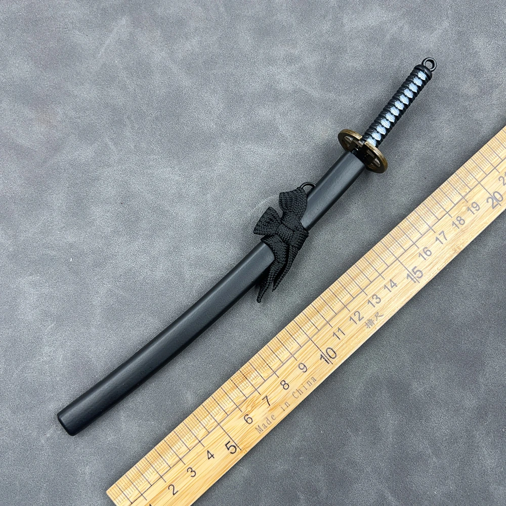 Réplica de Katana Shinsō de 22 cm del Anime Bleach, Modelo Metálico de Zanpakutō de Gin Ichimaru, Figura de Acción 1:6, Accesorio Decorativo, Juguete para Niño