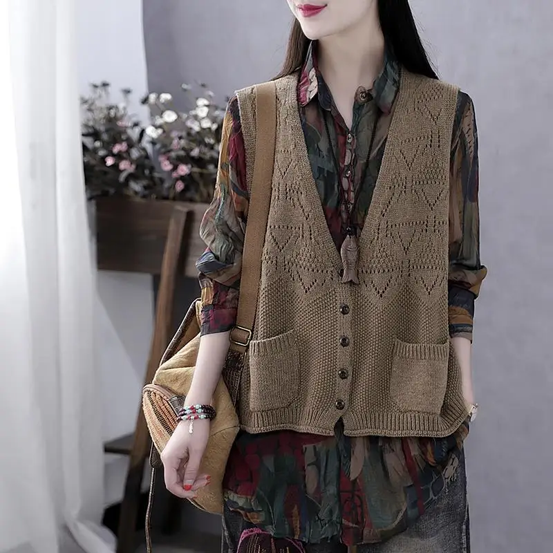 2023 Autumn and Winter Women\'s Pullover V-neck Hollow Out Patchwork Solid Color Loose Fashion Casual Elegant Sleeveless Tops