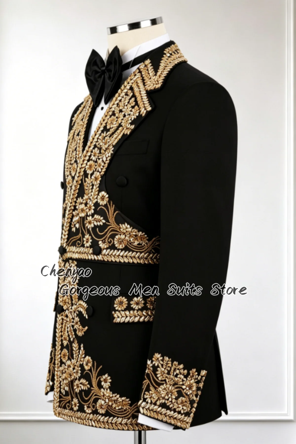 Trajes de lujo con cristales de diamantes de imitación para hombre, trajes ajustados personalizados para novio, esmoquin para fiesta de boda, blazers brillantes para hombre, conjuntos de 2 piezas, ropa para hombre