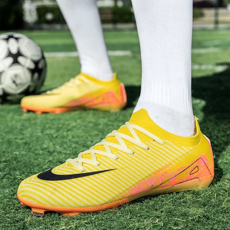 

Men Soccer Shoes Society Cleats Low Cut TF/FG Football Shoes Outdoor Fast Football Field Boots Professional Non-Slip Sneaker