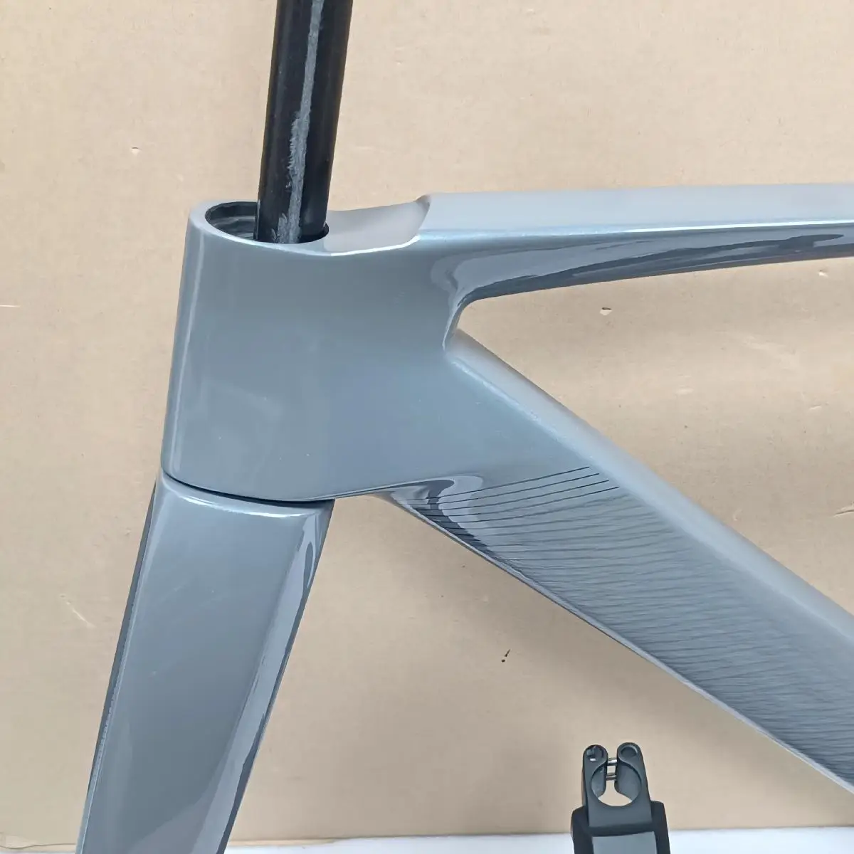

FL Carbon Road Bike Frame Disc Brake Aero Bicycle Frameset Available size 47cm 49cm 52cm 54cm 56cm