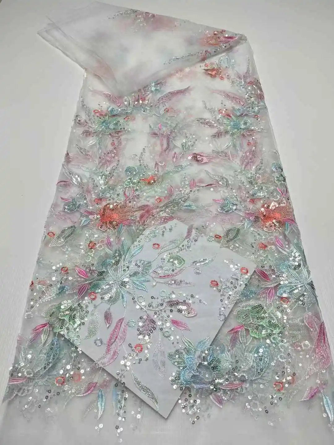 

Luxury African Sequins Lace Fabric 2025 High Quality French Groom Embroidery Nigerian Net Lace Fabrics For Dress Sewing
