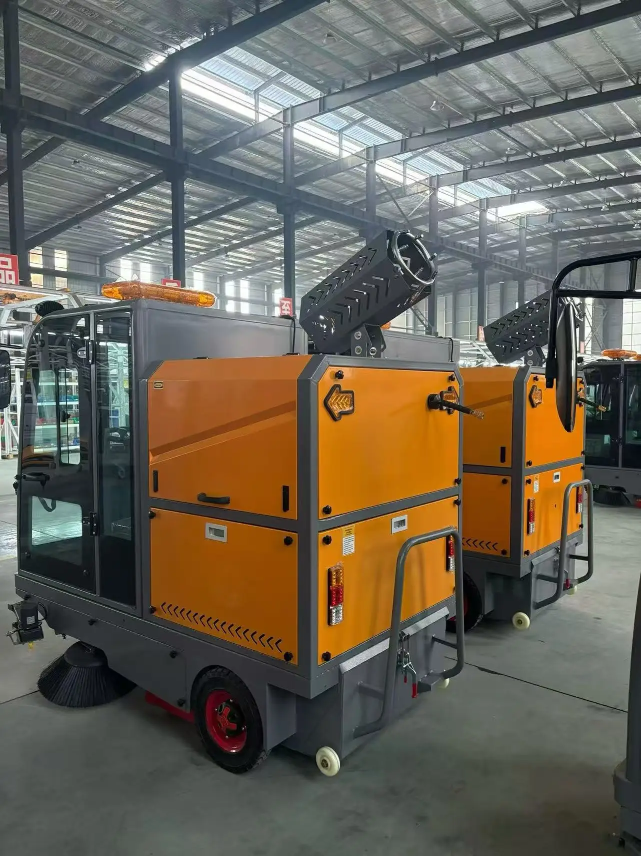New electric sweepers for medium and large urban areas, factories and commercial areas