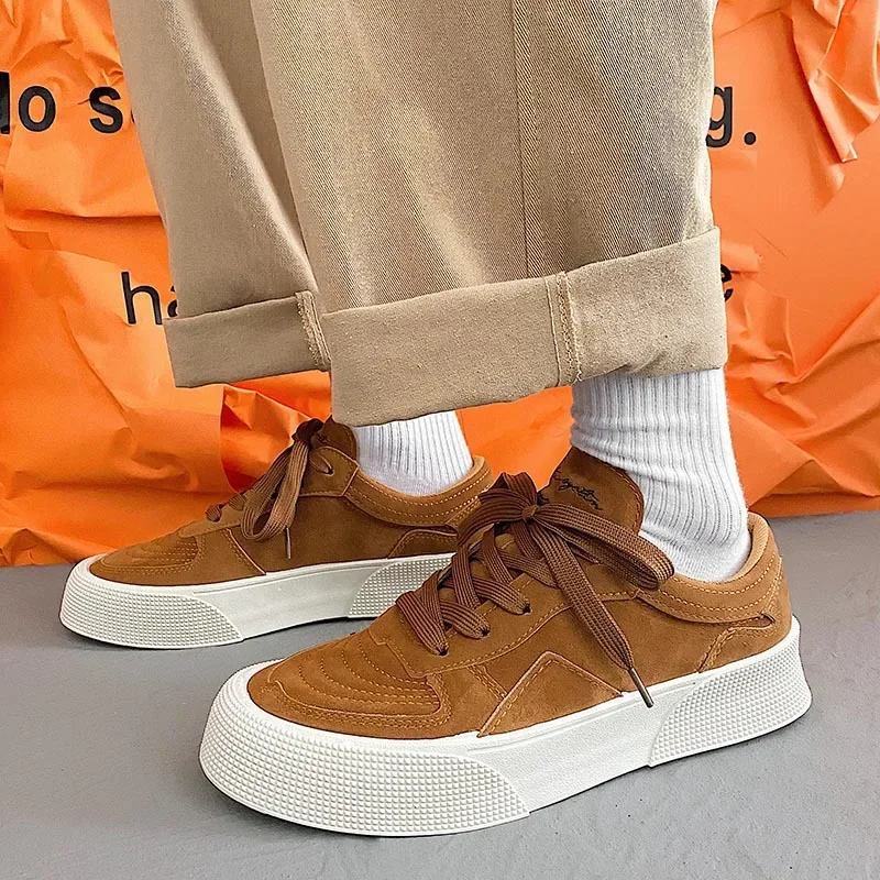 Men Basketball Shoes Fashion Flat Breathable Male Suede Leather Casual Shoes Men Chunky Sneakers Zapatillas Hombre