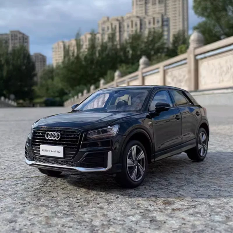 Diecast Original 1:18 Scale Audi Q2L Off-road SUV Simulation Alloy Car Model Static Display Collectible Toy Gift Souvenir