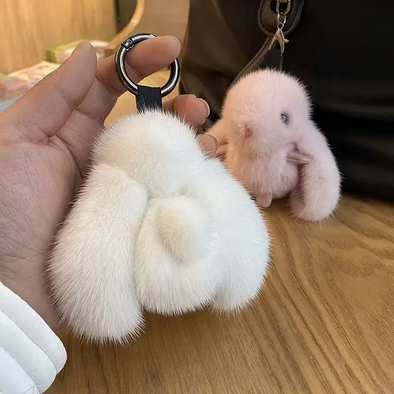 Chaveiro de Coelho Fofo com Orelhas Grandes e Coração, Pelúcia de Imitação de Pelo de Vison, Design Requintado de Alto Valor para Meninas e Mulheres