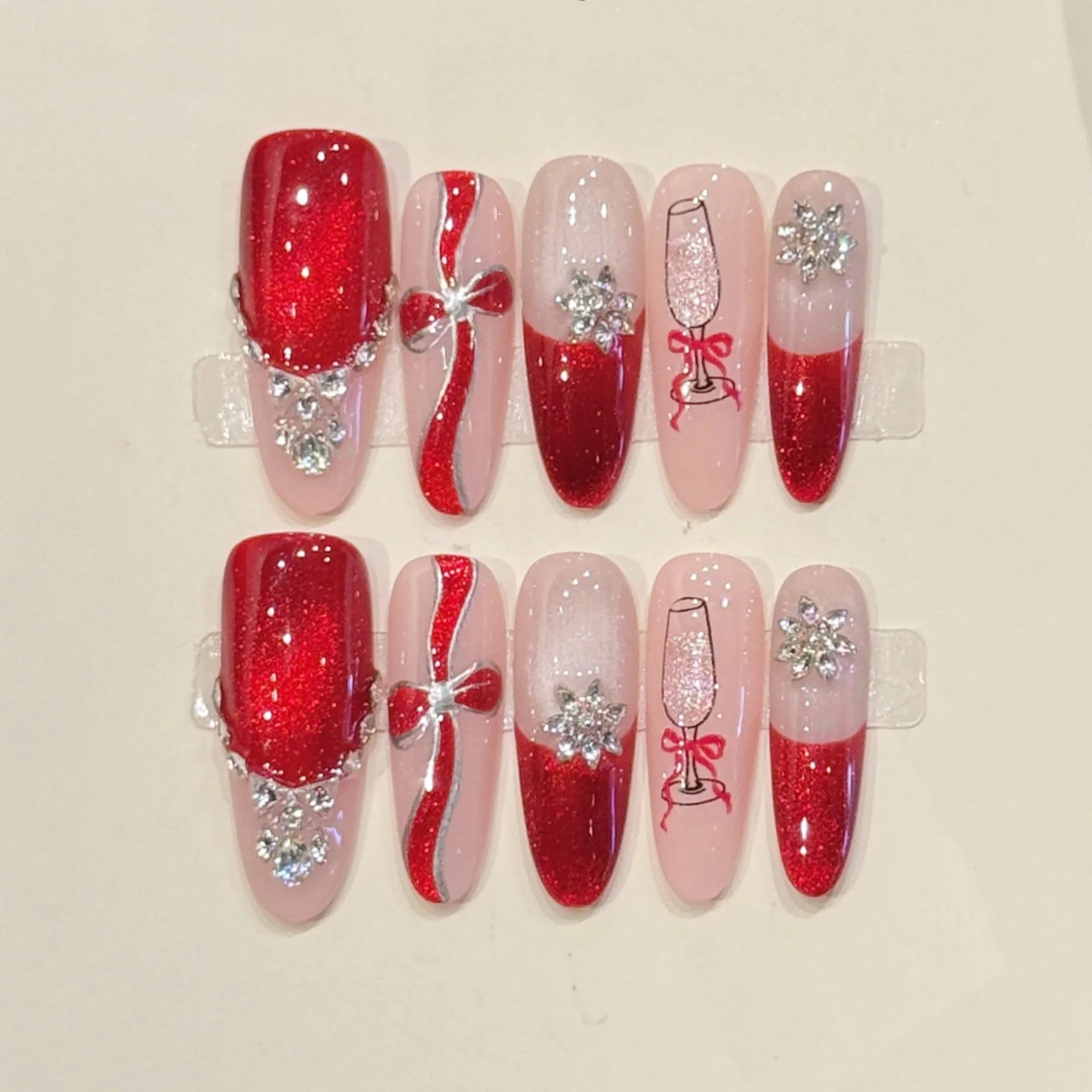 10個入り レッド ハンドメイド フェイクネイルチップ リボン柄 ロングオーバル 付け爪セット 取り外し可能 グリッターダイヤモンド フレンチネイル プレスオンネイル アート