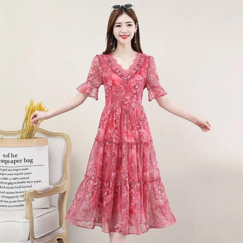 

Summer 2023 New Lace Dress Women Korean Small Fragmented Flower Dress V-Neck Double Layer Mesh Waist Wrapped Mom's Long Dress