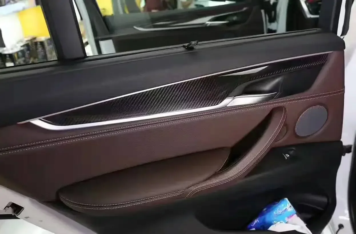 For BMW new X5 F15 Dry carbon fiber 14-17 interior X5 interior door panel decorative shell door panel cover Modify Accessorie