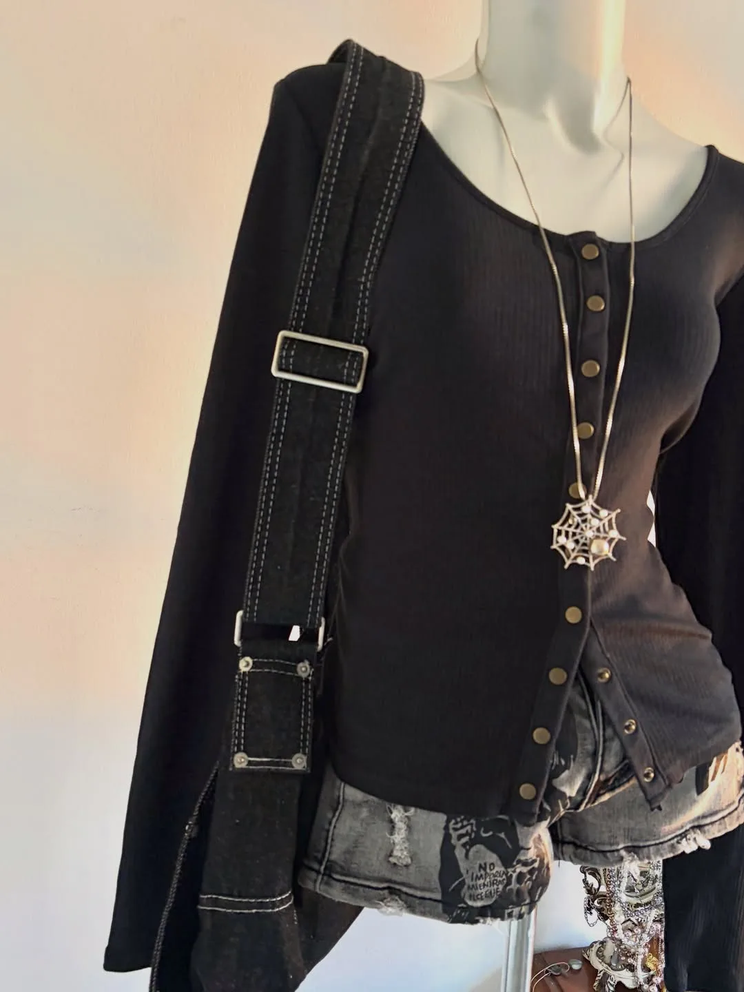 Gothic Alt Women Distressed Hollow Knit Crop Sweater Cable Long Sleeve Black Y2K Grunge Cropped Jumperr