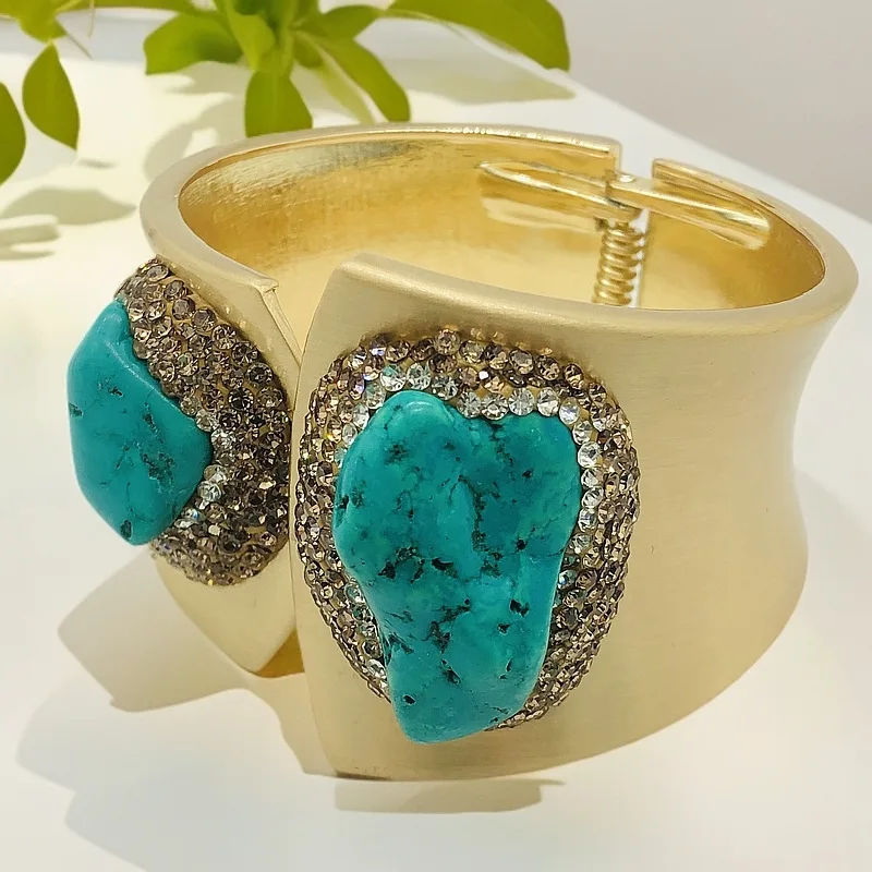 Turquoise Wide Edged Large Bracelet High-end Rough Crystal Bracelet, Personalized and Exaggerated Jewelry Wholesale