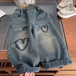 Nuova primavera autunno bambini vestiti per bambini ricamo a cuore ragazze pantaloni a gamba larga neonata Jeans larghi Casual dritti