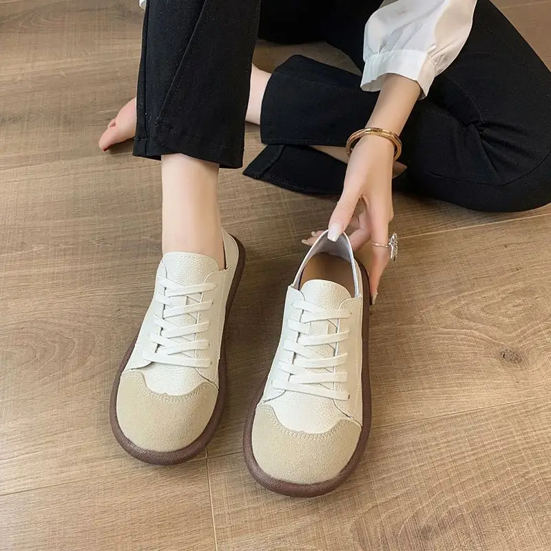 Wide Toe Sneakers Shoes Women\'s Lace Up Sneaker Girls Harajuku Half Slipper Sneakers Woman Faux Leather Mules Vulcanized Sneaker