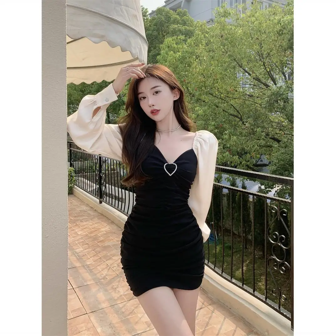 Dress Women's Fake Two-piece Tight-waisted V-neck Long-sleeved Skirt Hip-covering Bottoming Skirt