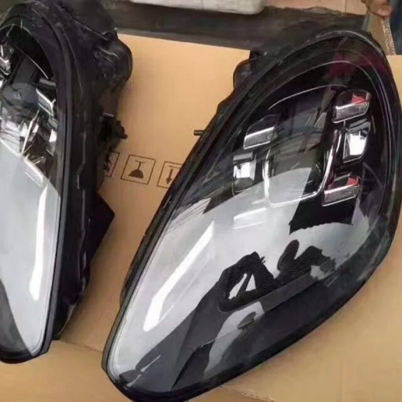 

Подходит для новой модели 2018 года, оригинальные черные светодиодные фары Cayenne GTS Turbo.