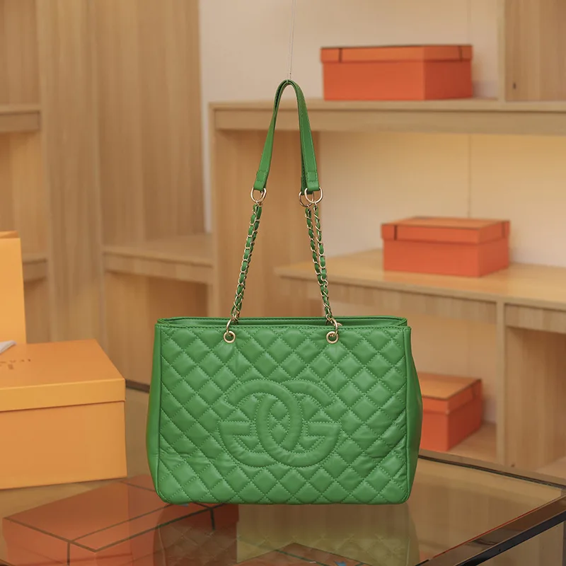 Bolso de mano con letras 2025, bolso con correa de cadena de moda para mujer, bolso de hombro espacioso, bolso cruzado con estampado de logotipo, bolso de gran tamaño ​