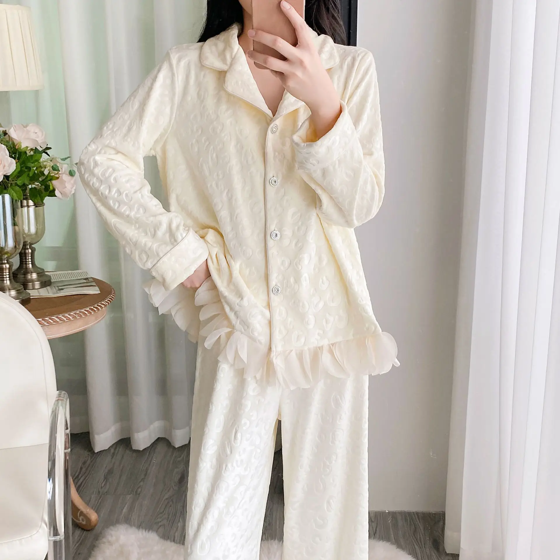 Island Velvet Female Sleepwear 2Pcs Pajamas Set Autumn Winter New Nightwear Pijamas Suit Loose Casual Home Clothes Loungewear