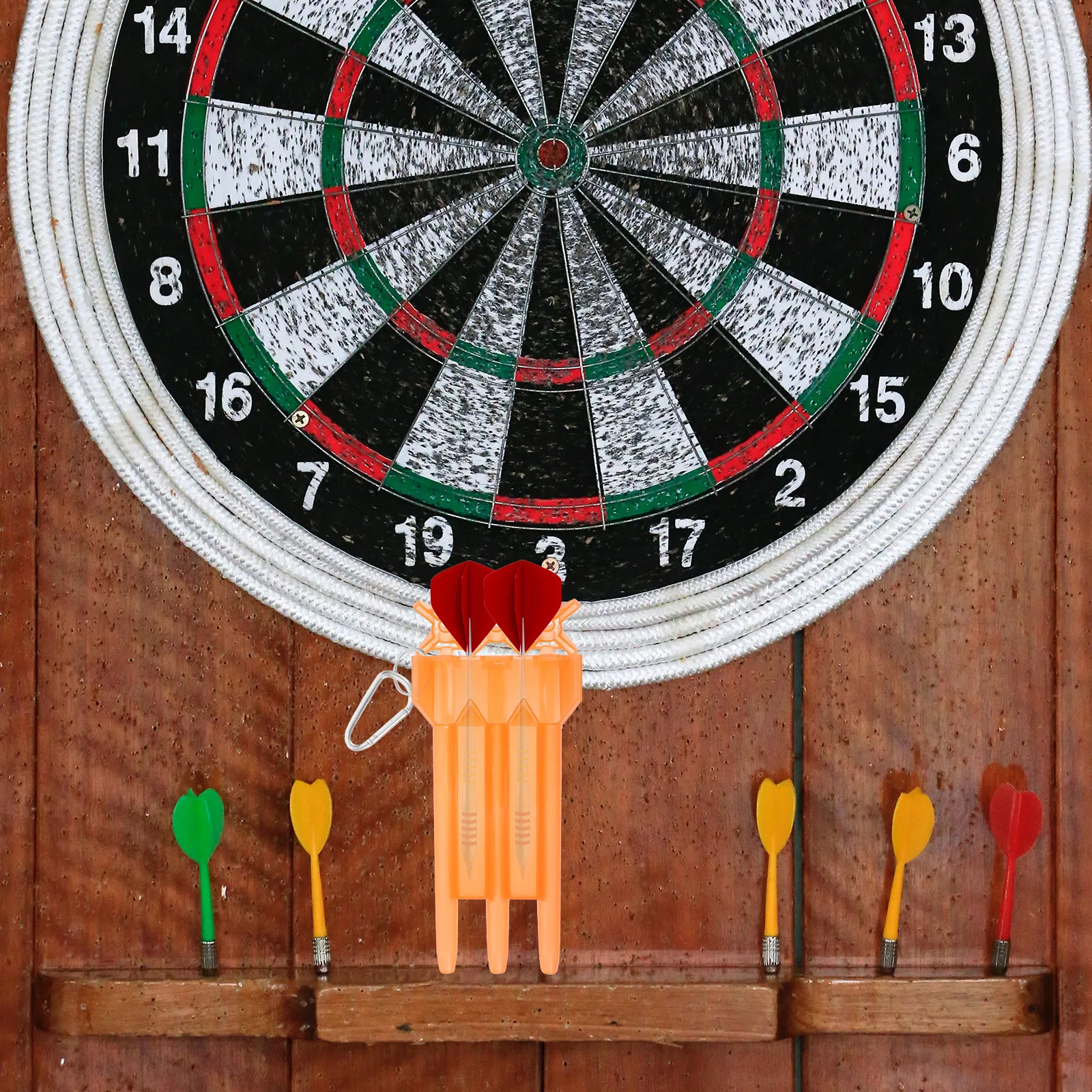 

Премиум-кейс с крышкой, замком-защелкой, открывалкой для бутылок, клипсой для ключей, органайзером для хранения для игроков в дартс, оранжевый, случайный цвет