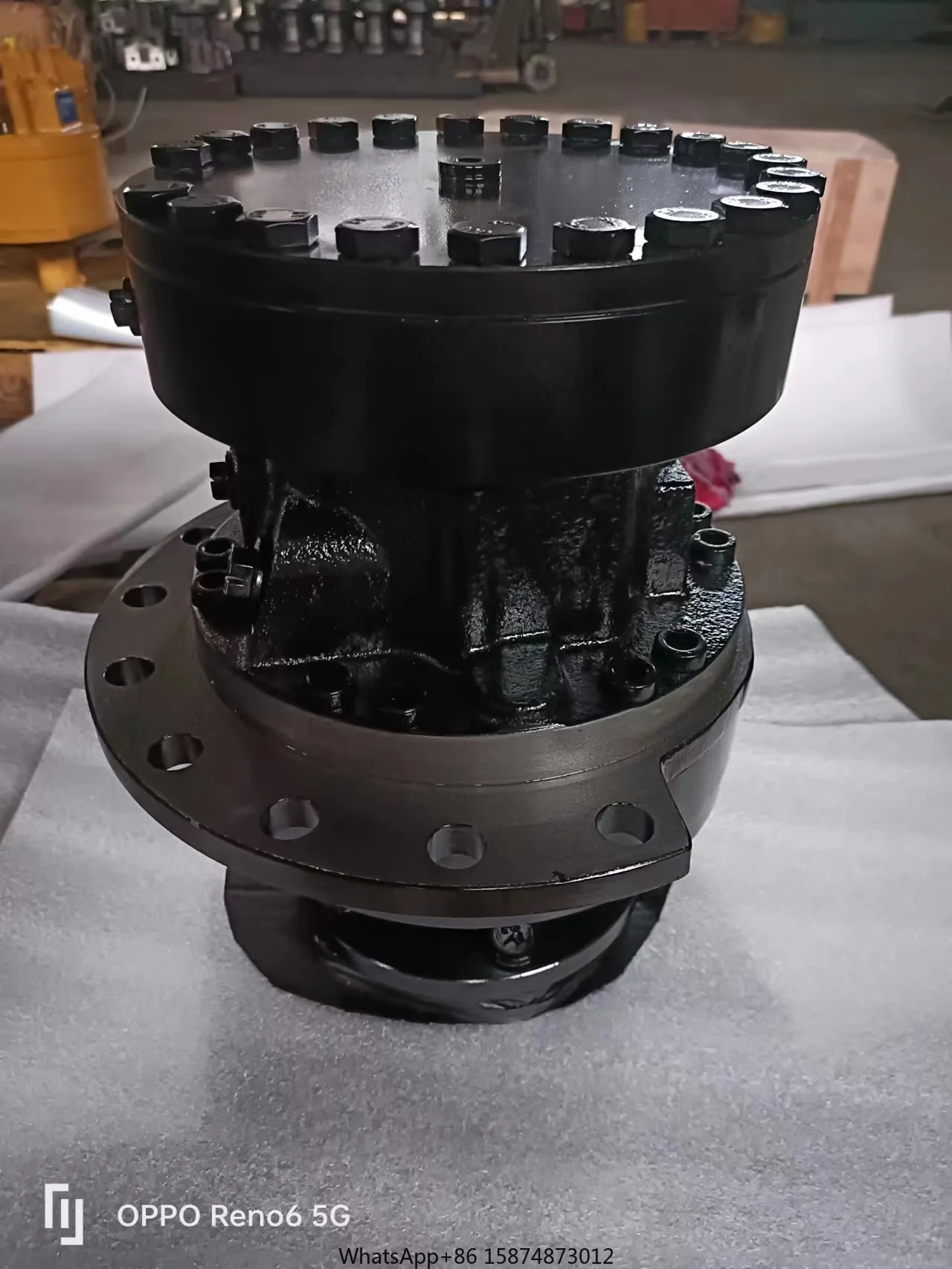 Hydraulic Motor MCR3F MCR5F MCR10F MCR05 MCR05C820F180Z32B4V1L12F6P0 Piston Pump Motor made in China