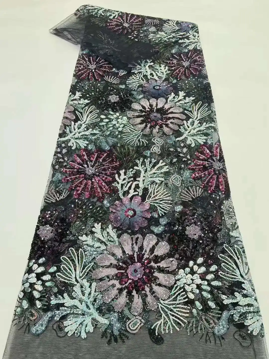 

African Lace Fabric 2025 High Quality Elegant Nigerian Net Embroidered French Tulle Lace Fabric 5 Yards with Sequins