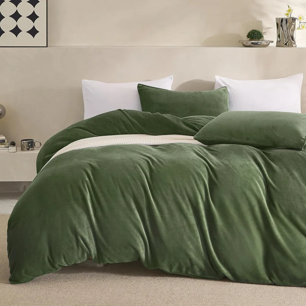 

Green Velvet Queen Duvet Cover Set - Soft Flannel 3-Piece Comforter Cover with 8 Corner Ties