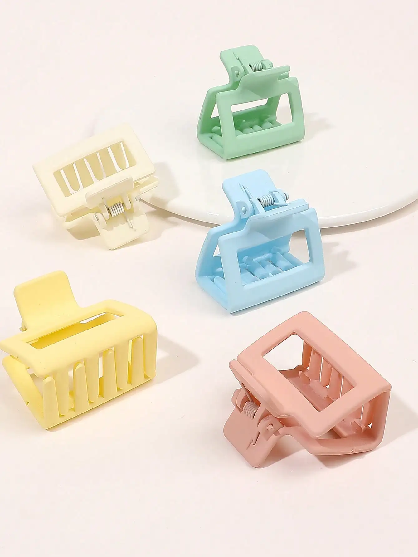 5 قطعة مشبك شعر متوسط ملون للنساء الفتيات 1.6 بوصة مشابك شعر للشعر الرقيق المتوسط السميك نونسليب مقاطع الفك الشعر