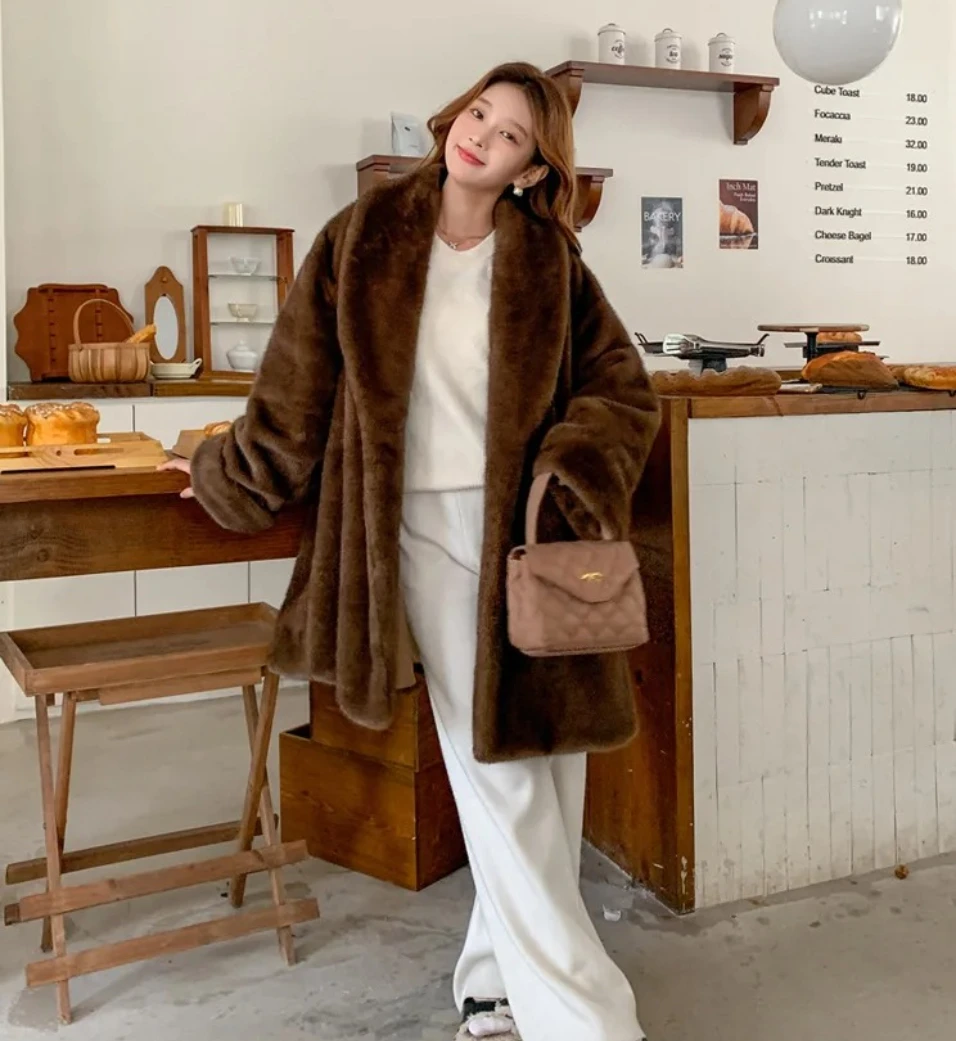Herbst Winter 2025, Damen-Kunstpelzmäntel, solide Mäntel, Umlegekragen, volle Ärmel, offener Stich, dick, locker, lässig