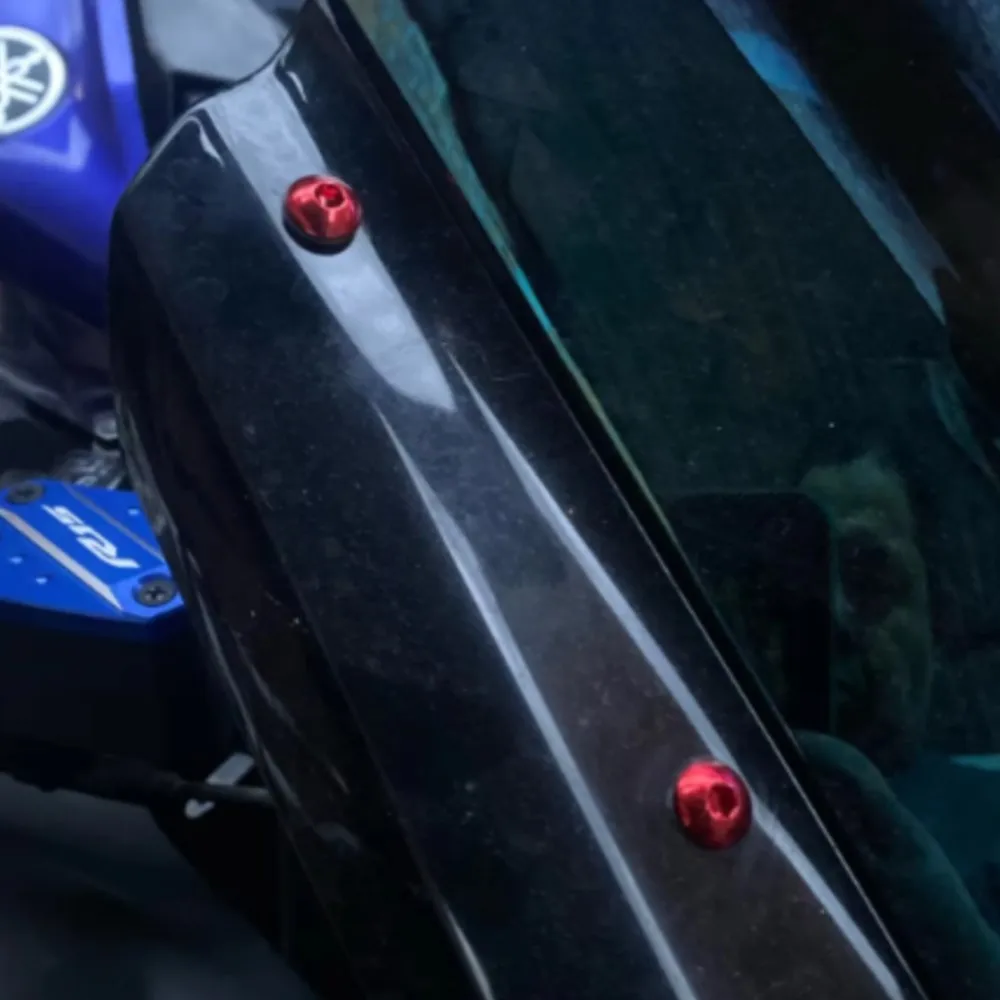 

10 Pieces 5MM Windshield Bolt For YAMAHA TDM 850 900 TDR250 XT1200Z/ZE XT660Z Super Tenere Windscreen Mounting Screw Kit