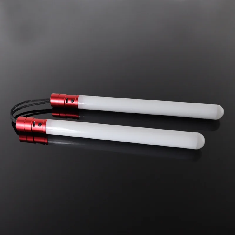 色が変わるピクセルヌンチャクツーインワンクールメタルヌンチャク発光おもちゃ小道具ステージパフォーマンスコスプレおもちゃ小道具