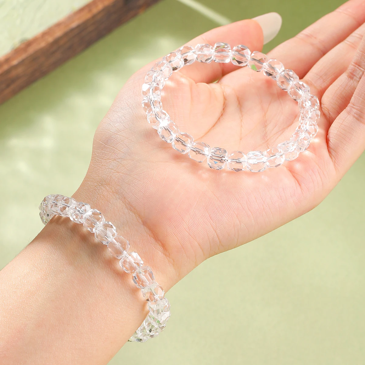 1 pièce Bracelet en quartz naturel transparent 7A, cube à facettes, bijou en cristal de guérison pour la concentration et la clarté, cadeau unisexe, clarté, rationalité