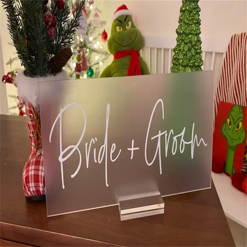 

Bride and Groom Mr and Mrs Table Signs, Clear Glass Look Acrylic Head Table Sign With Stand Perspex Sweetheart