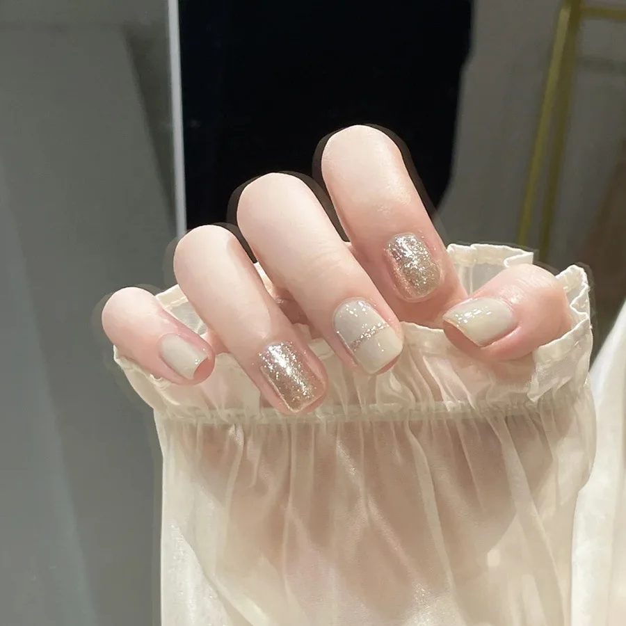 Faux ongles carrés simples à paillettes, 24 pièces, avec Design, courts, artificiels prêts, à pression, amovibles