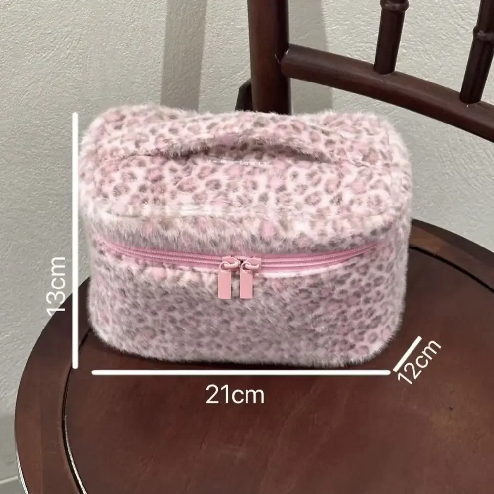 Leopard-Handtasche für Kosmetikartikel, tragbare kleine Make-up-Tasche, multifunktionale Aufbewahrungstasche mit Reißverschluss, ideal für Frauen und Mädchen, zum Organisieren von Reiseutensilien. – Detail 1