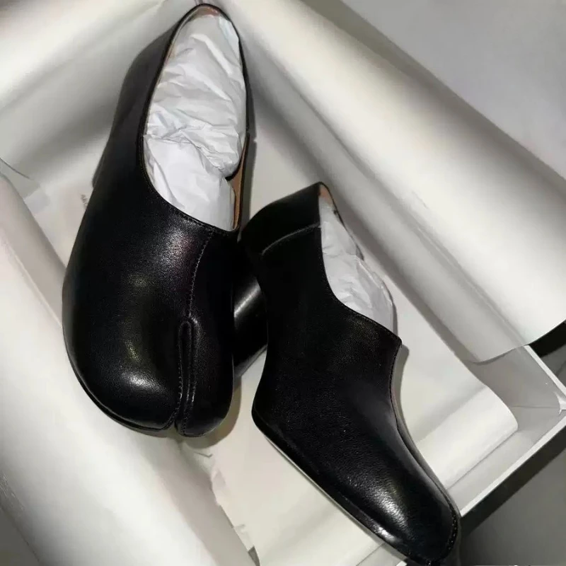 Women Split Toe Tabi Mules Soft Leather Ballet Pumps Summer Lightweight Comfortable Dance Shoes Zapatos De Mujer