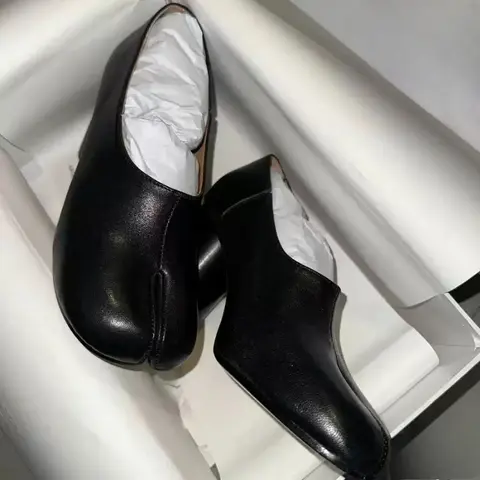 Women Split Toe Tabi Mules Soft Leather Ballet Pumps Summer Lightweight Comfortable Dance Shoes Zapatos De Mujer