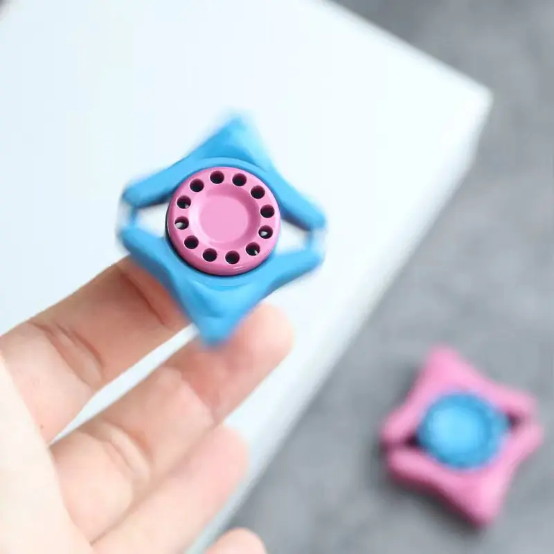 Dessin animé Fidget Spinner quotidien transporter doigt Spinner jouet amusant bureau toupie soulagement du Stress jouet tdah Fidget jouet cadeaux