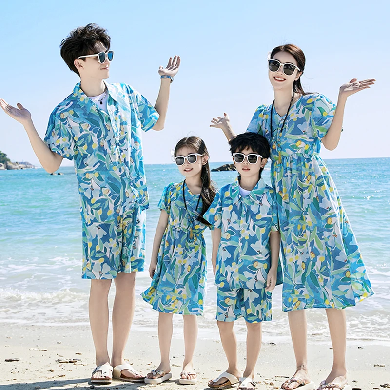 Family Matching Outfits Summer Beach Mum Daughter Bohemian Floral Dresses Dad Son Shirts/T-shirt+Shorts Holiday Couple Clothes