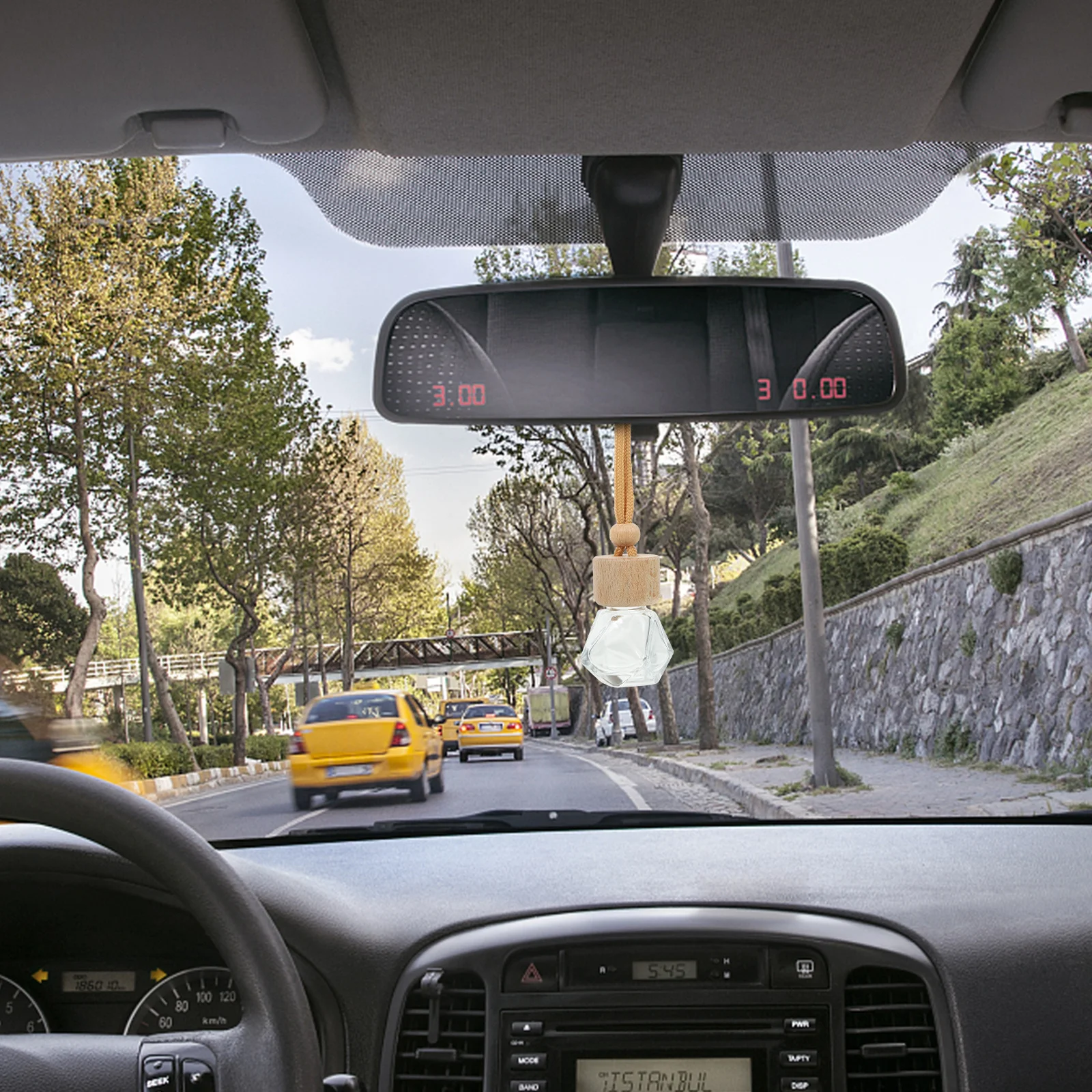 

10Pcs Car Perfume Bottle Pendant Empty Glass Hanging Diffuser Air Freshener Refillable Essential Oil Container Car Accessories