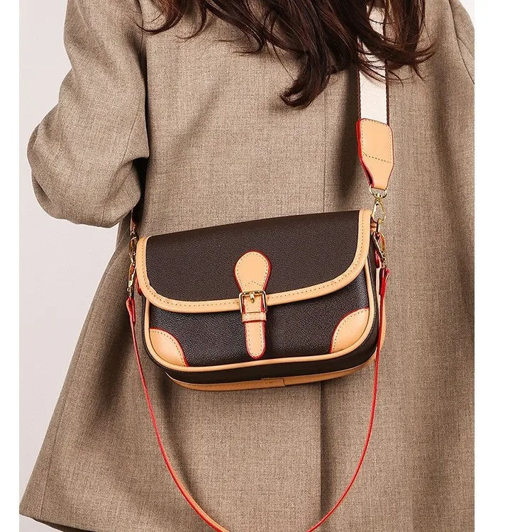 

​ ​ Классическая однотонная сумка через плечо 2025 года, роскошная женская сумка через плечо, модная универсальная сумка-тоут, шикарная сумка с верхней ручкой ​