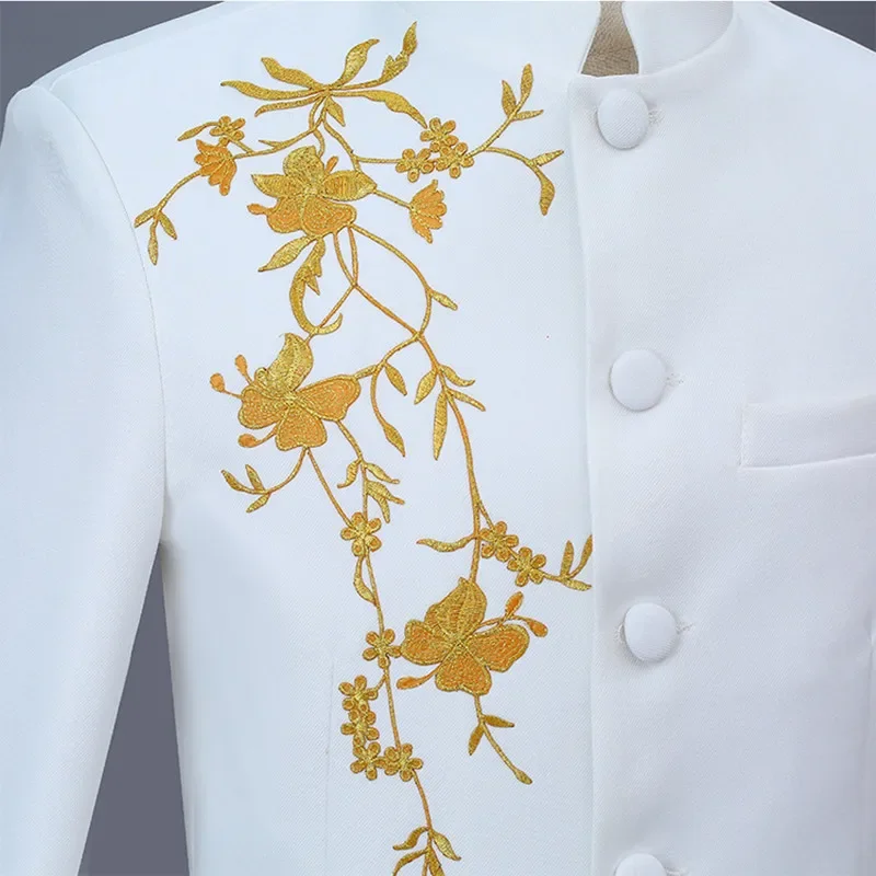 

2026 New Men Stand Collar Embroidery Suit 2 Piece Black / White / Red Fashion Mens Stage Party Perform Blazer and Pants