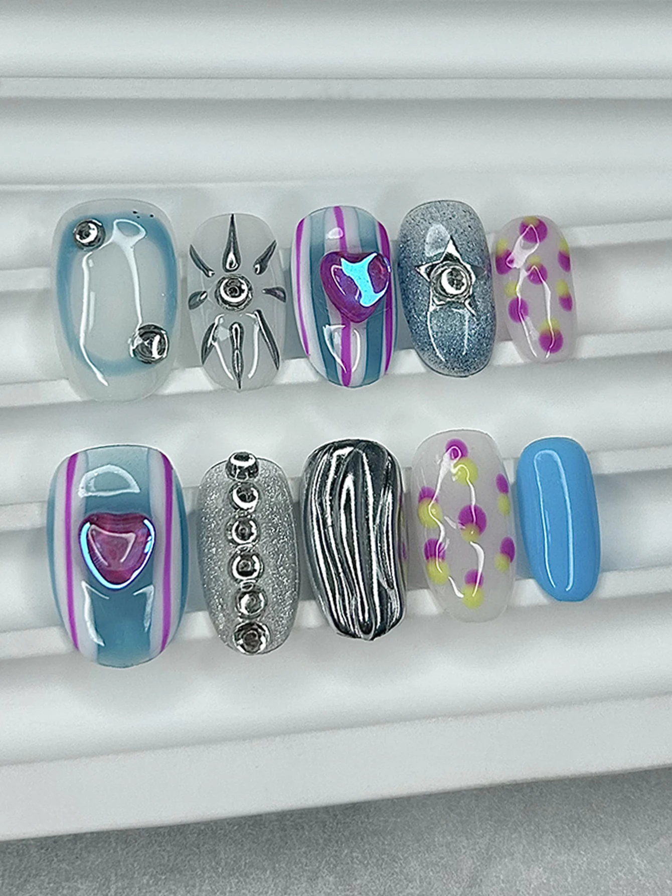 

10 Шт Милые Крутые Пряные Для Девочек Короткие Ручной Работы Накладные Ногти В Горошек Со Стразами Съемные Многоразовые