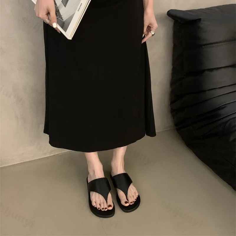Summer Women Slippers Flat Clip Toe Flip Flops Outdoor Casual Non-slip Beach Slippers 2025 Fashion Female Soft Sole Sandals