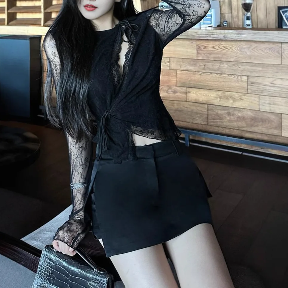 

Женская модная одежда для взрослых по индивидуальному заказу, нишевый дизайн, сексуальное кружево, прозрачный черный кружевной топ с полым узлом, асимметричный дизайн