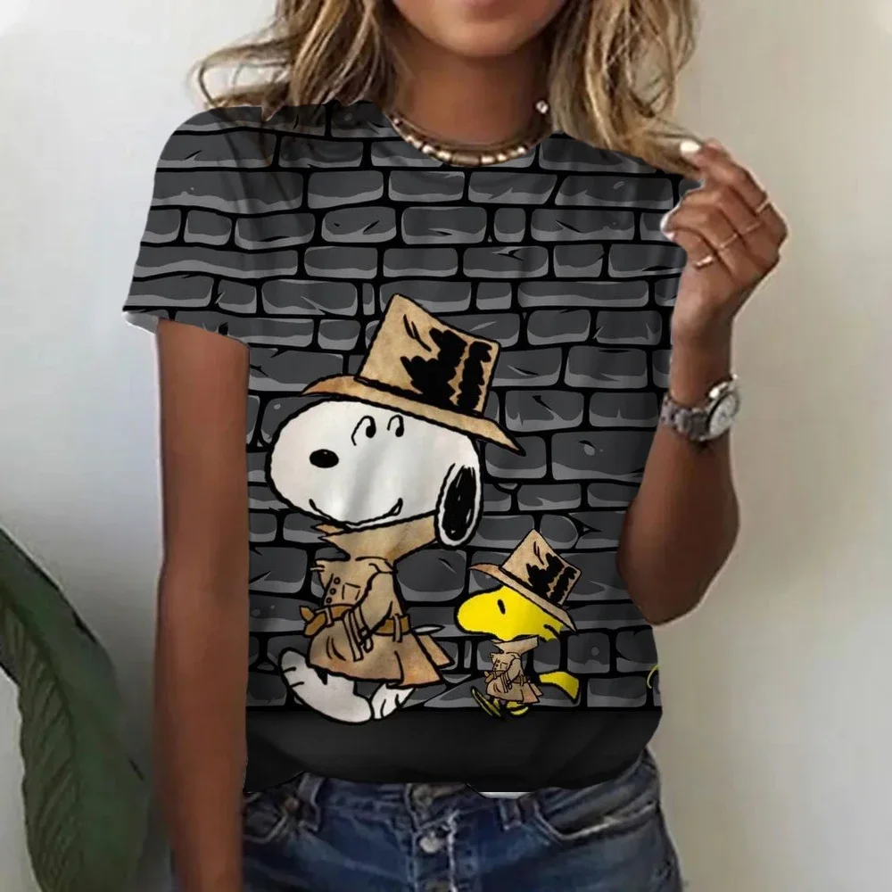 

Kawaii Snoopy T-shirts Women Black Tops Ladies Casual Fashion Vintage O Neck T-shirt Style Harajuku Clothing Top Y2k