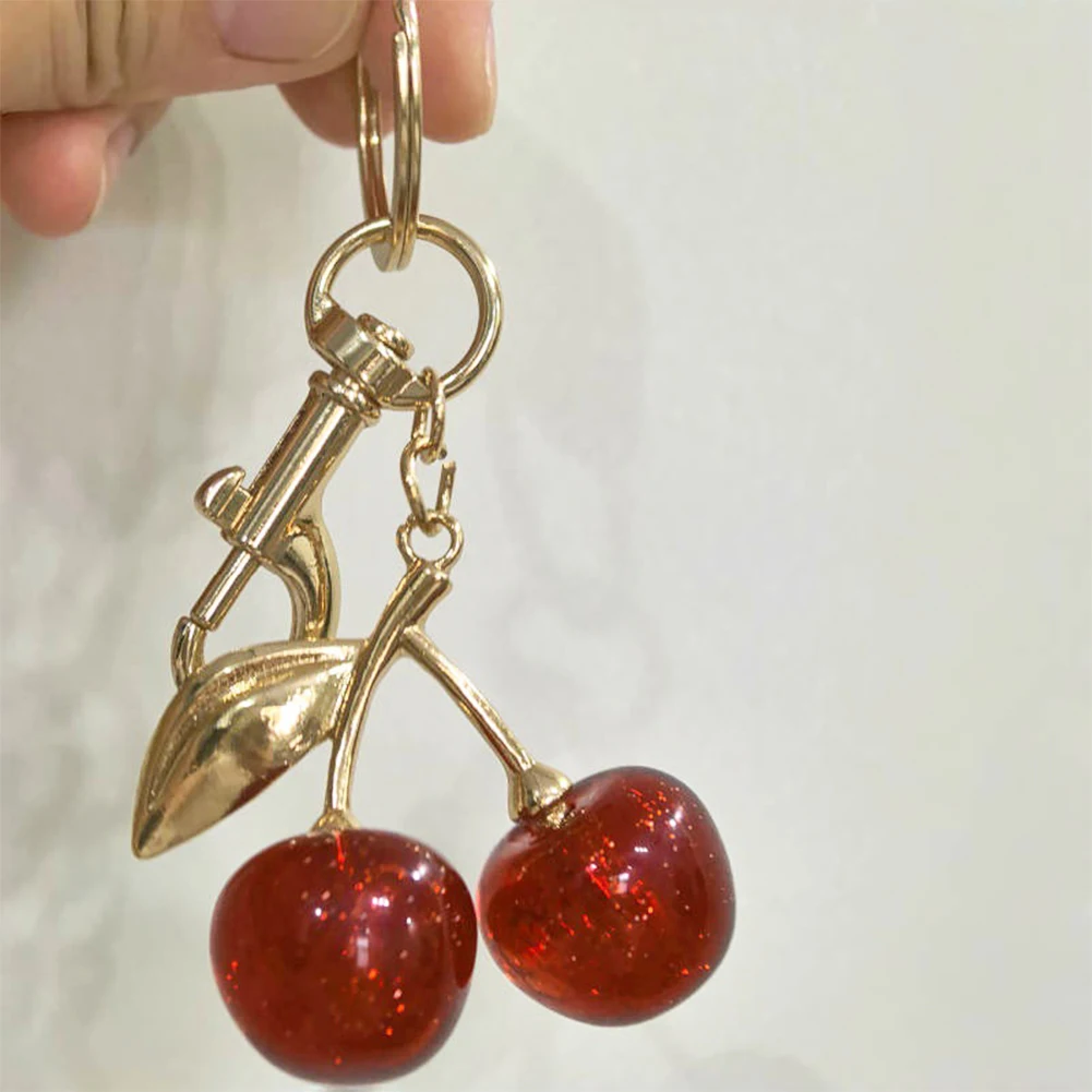 لطيف العصرية الأحمر الكرز قلادة المفاتيح للنساء حقيبة زينة مجوهرات مفتاح السيارة اكسسوارات سحر كيرينغ