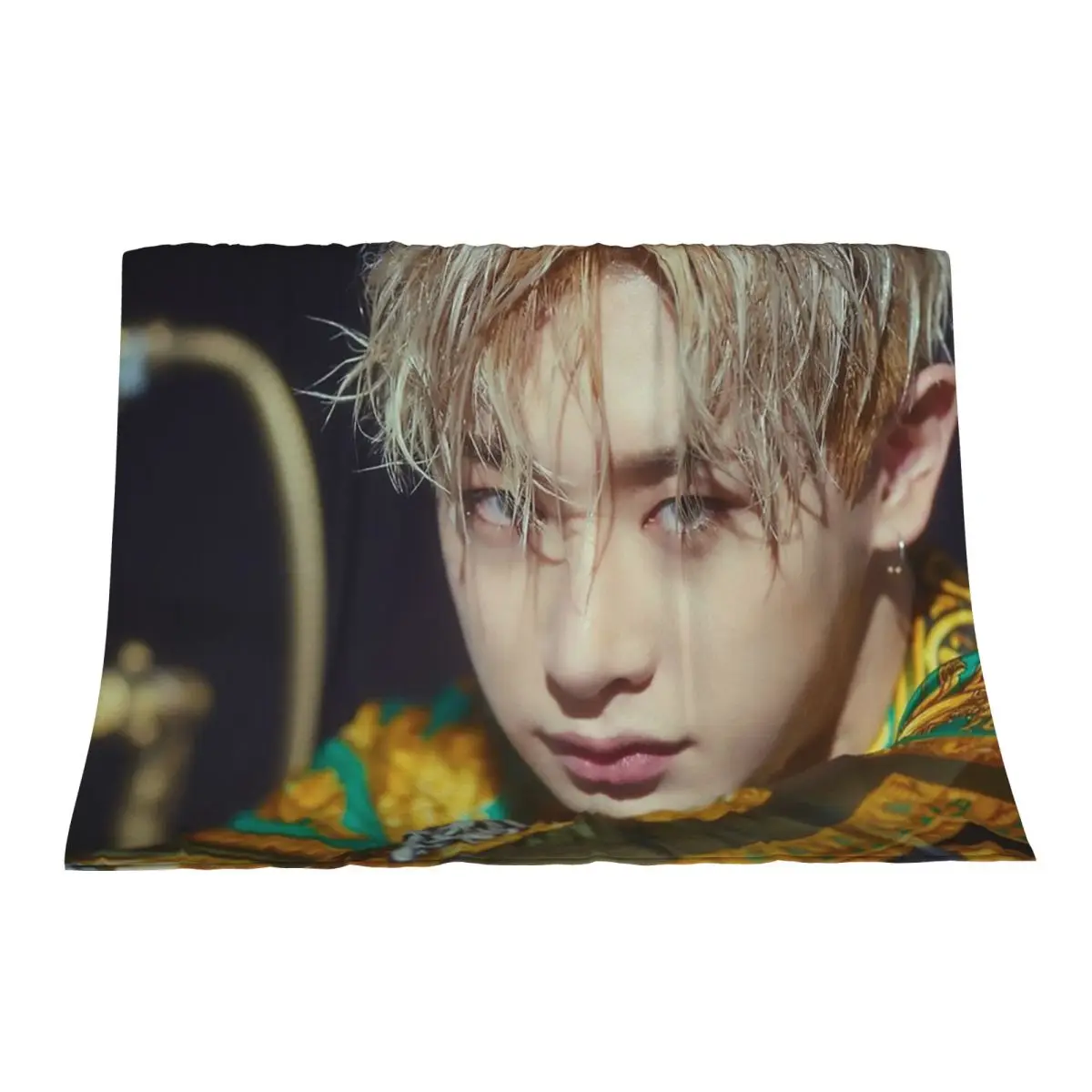 

Wonho Throw Blanket Thin Bed linens Sofa Quilt Blankets